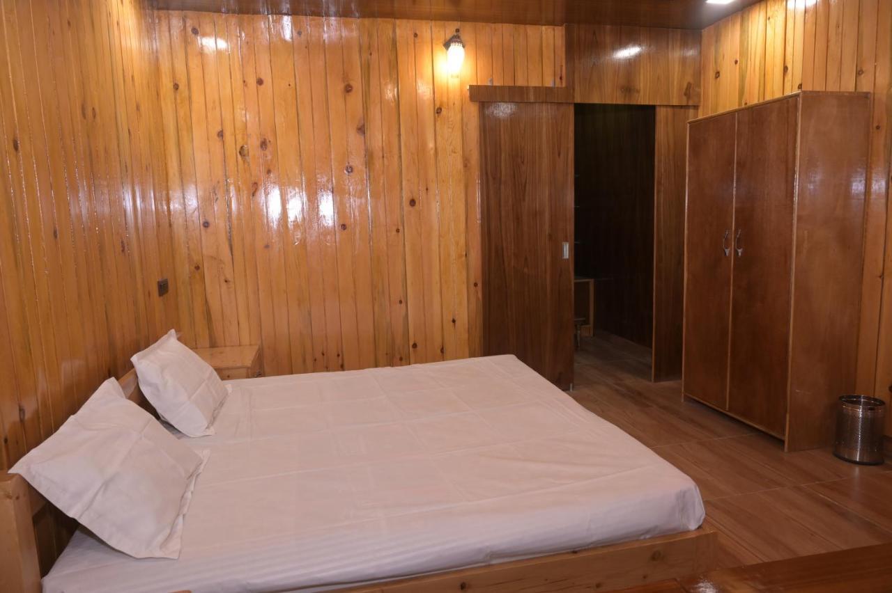 Hotel Royal Hillcrest Harsil Ngoại thất bức ảnh