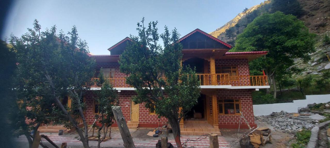 Hotel Royal Hillcrest Harsil Ngoại thất bức ảnh