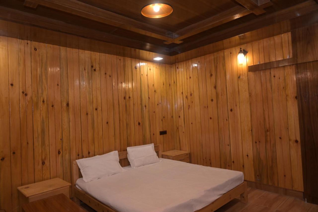 Hotel Royal Hillcrest Harsil Ngoại thất bức ảnh