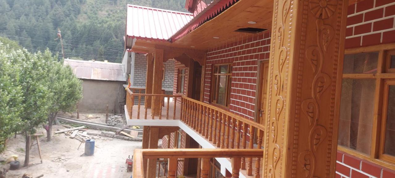 Hotel Royal Hillcrest Harsil Ngoại thất bức ảnh