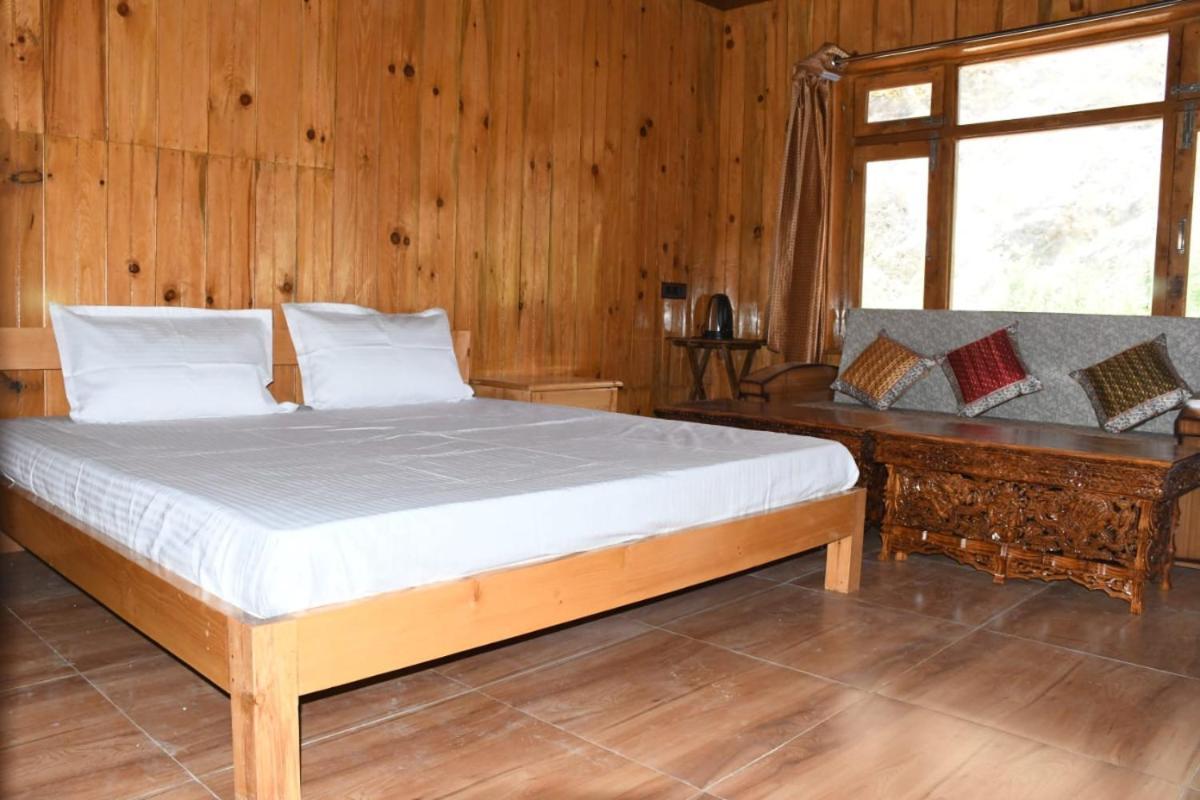 Hotel Royal Hillcrest Harsil Ngoại thất bức ảnh